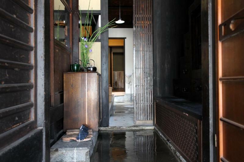 Bed & Breakfast Tsukiya Kyoto Exterior photo